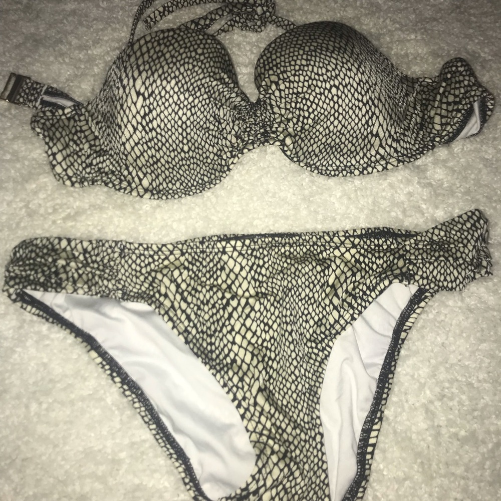 36C/L VS Snake print bikini